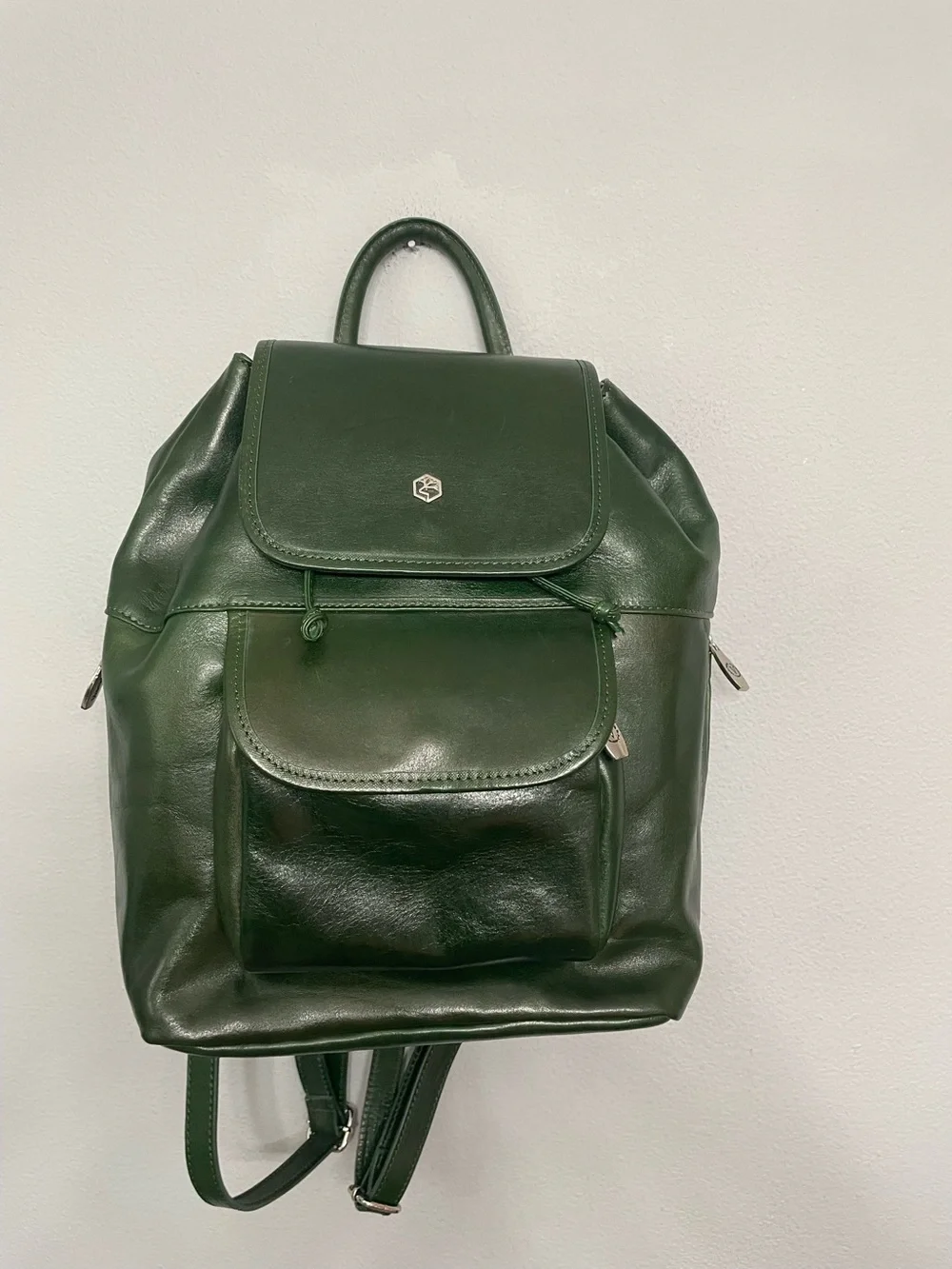 Valentina Dark Green Vacchetta Leather Backpack with Front Pocket